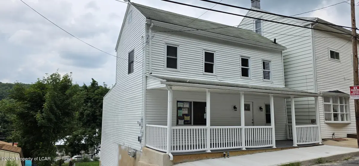 255 W Savory Street, Pottsville in Pottsville