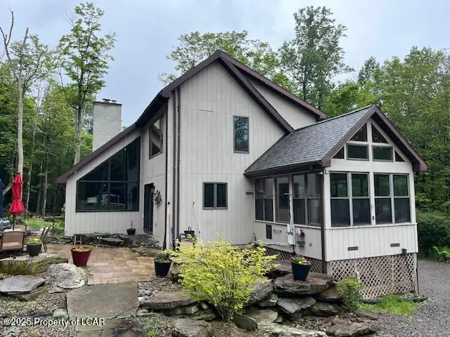 3 Fox Lane, Harveys Lake in Harveys Lake
