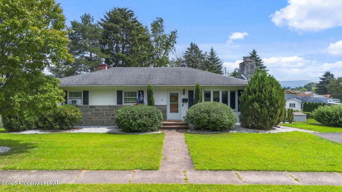 6 Valleyview Drive, Swoyersville in Swoyersville