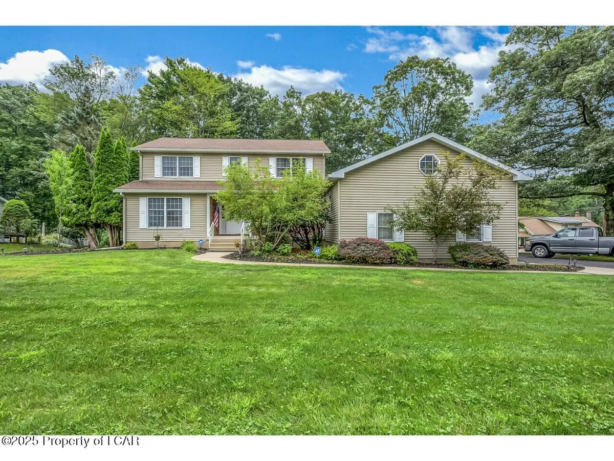 2 Crestview Drive, Dallas in Dallas