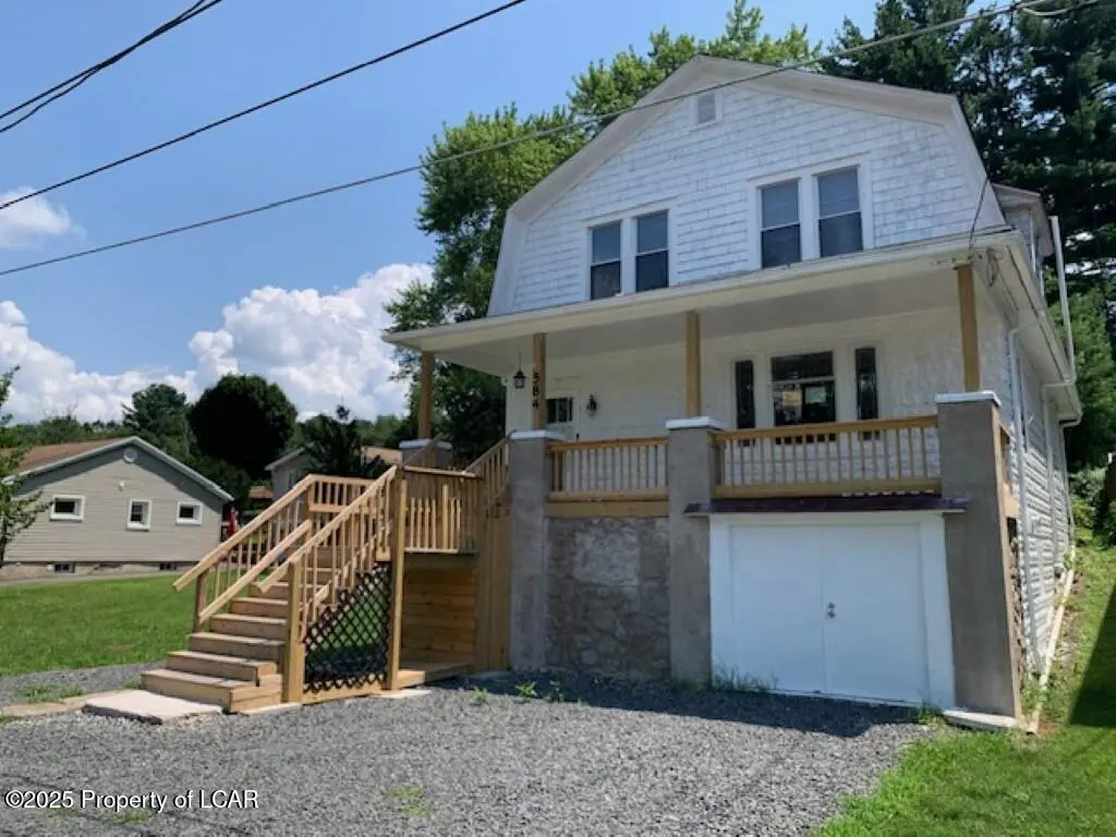 584 S Main Road, Mountain Top in Mountain Top