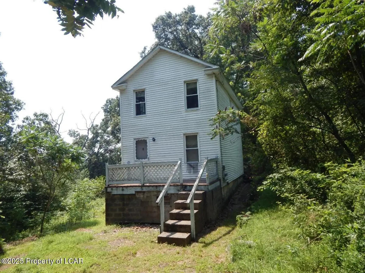 153 Smith Row, Plymouth in Plymouth