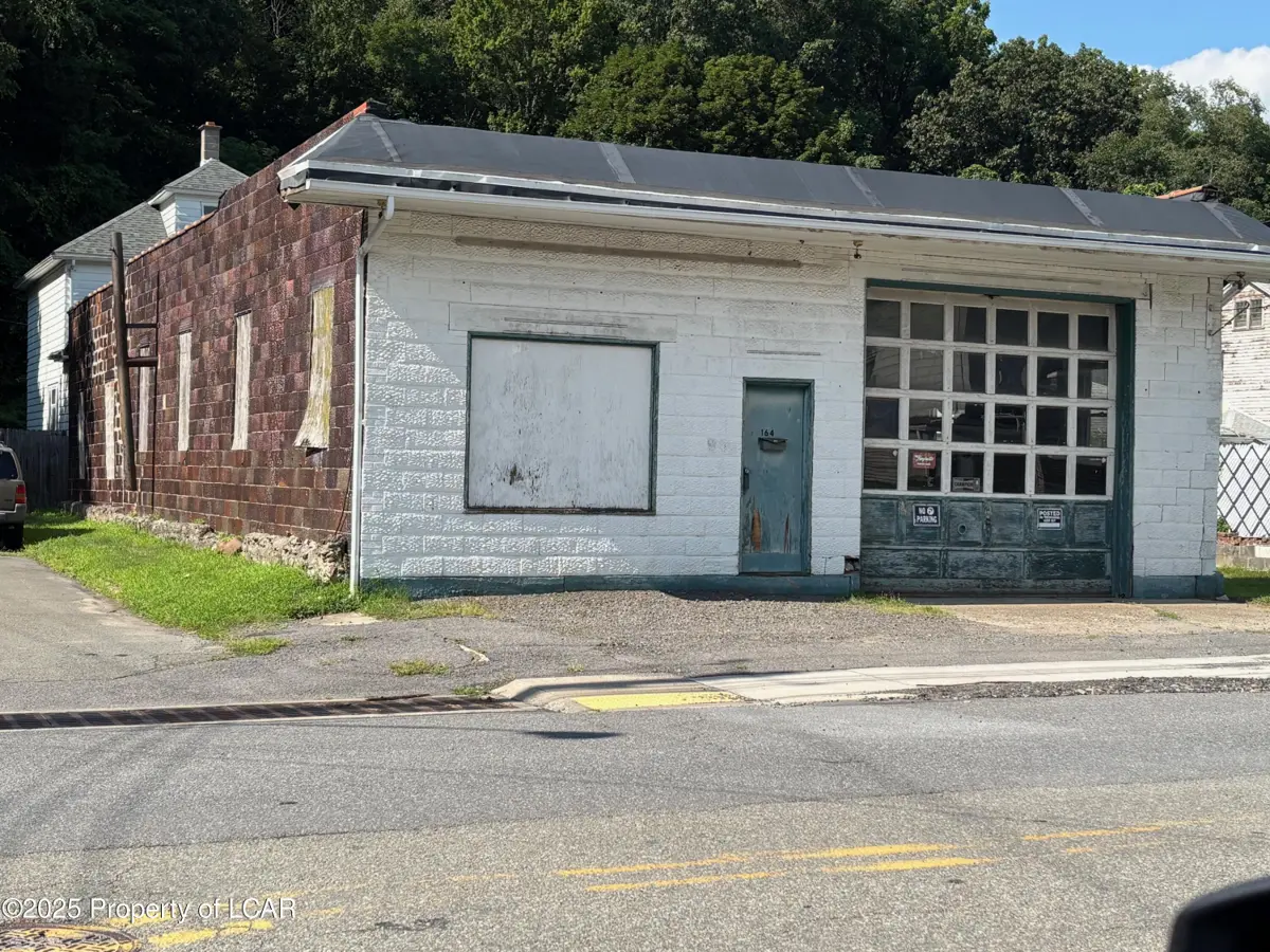 164 W Main Street, Glen Lyon in Glen Lyon
