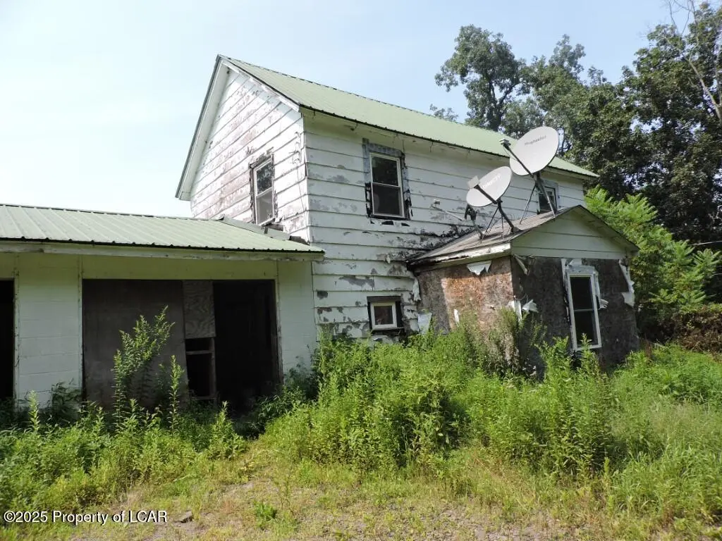 590 Sunshine Road, Shickshinny in Shickshinny