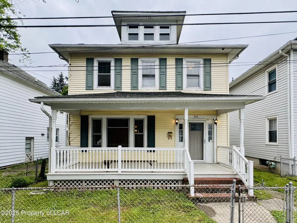 324 Powell St, Plymouth in Plymouth
