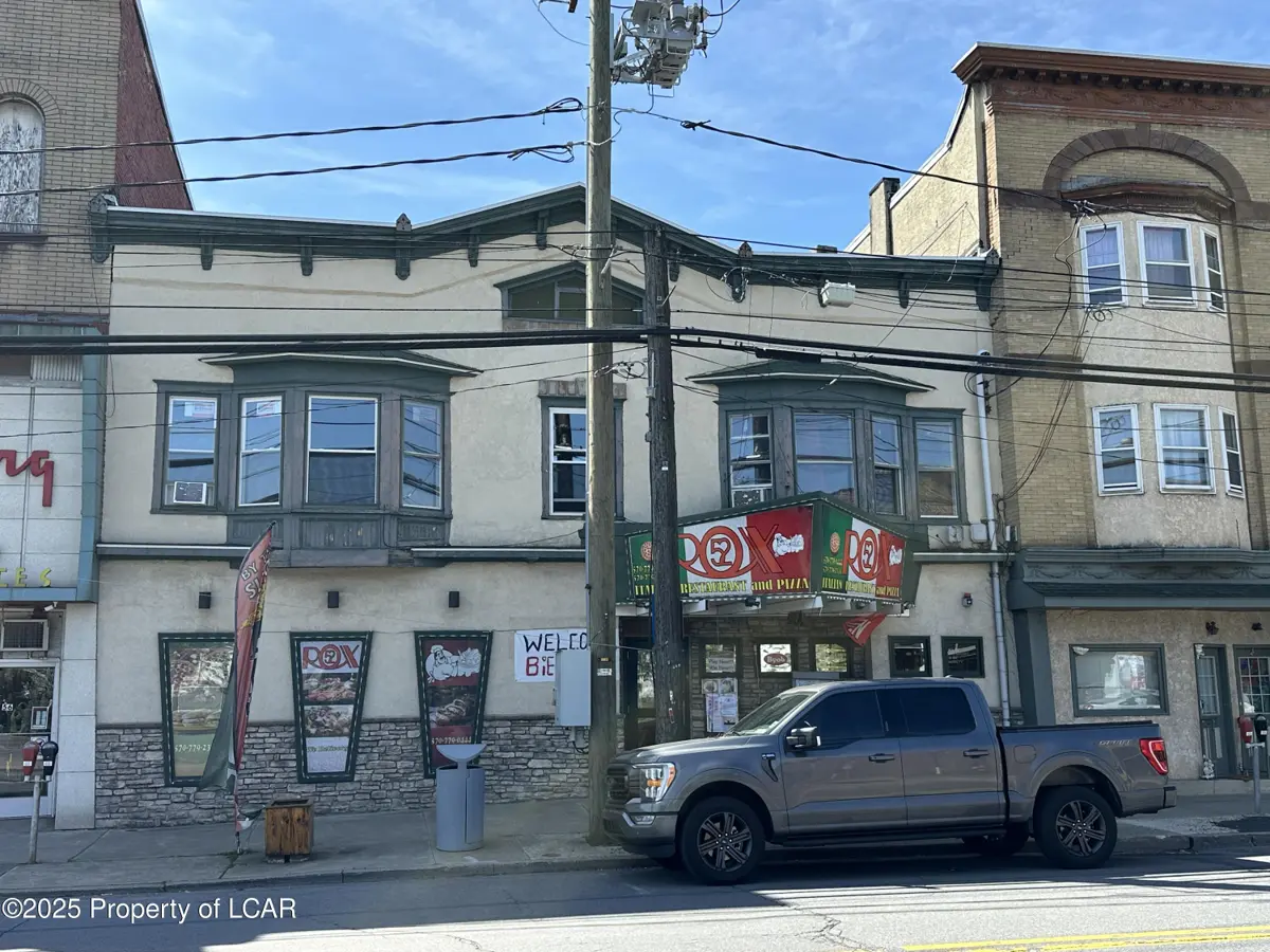 52 E Main Street, Plymouth in Plymouth