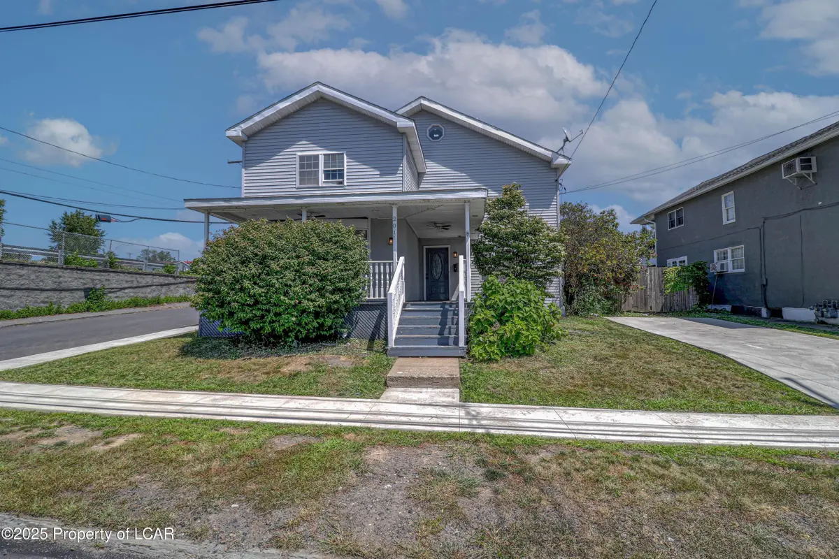 201 S Apple Street, Dunmore in Dunmore