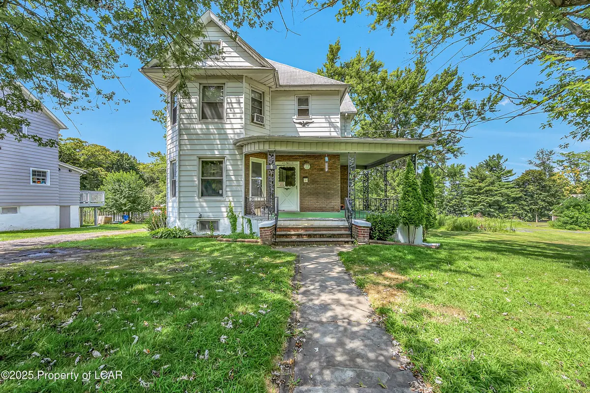 25 Poole Street, Pittston Township in Pittston Township