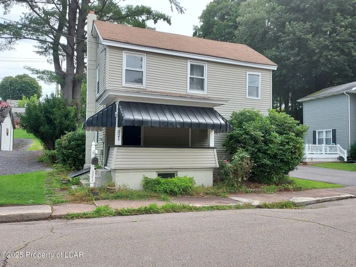 321 Carbon Street, Weatherly in Weatherly