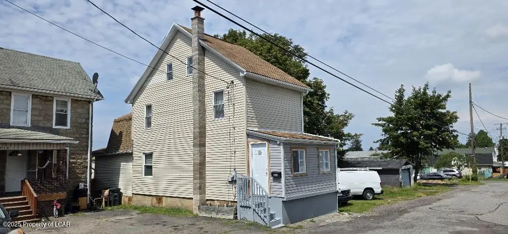 806 Lafayette Court, Hazleton in Hazleton