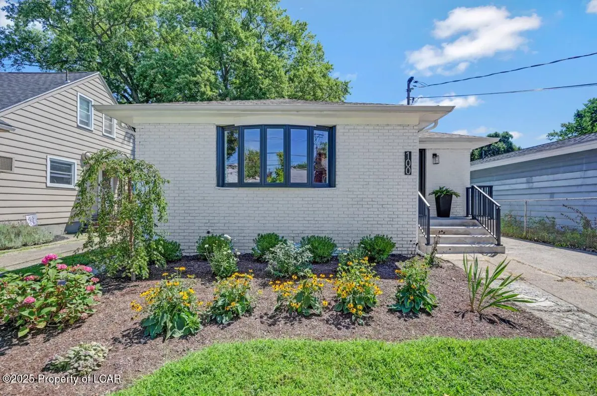 100 N Dawes Avenue, Kingston in Kingston