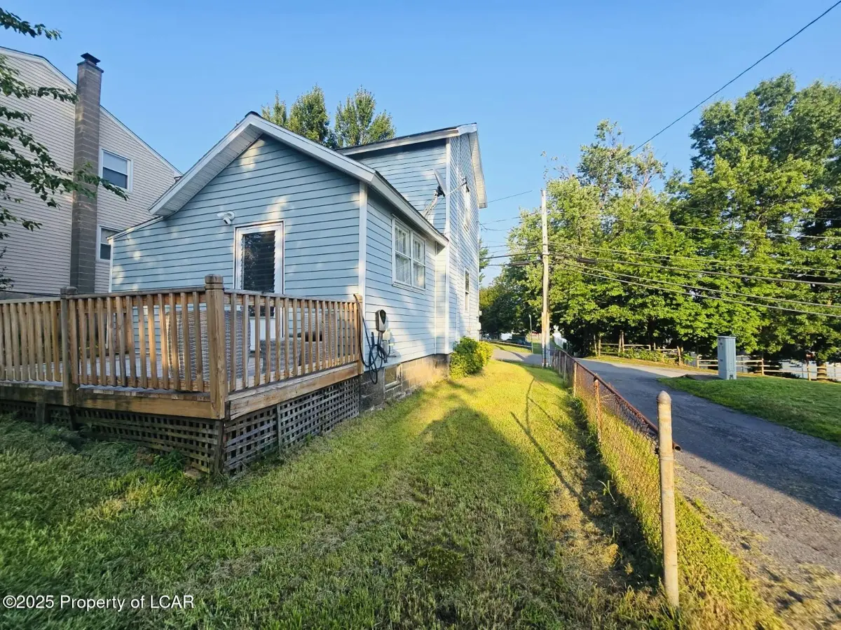 24 Delaware Street, Plains in Plains