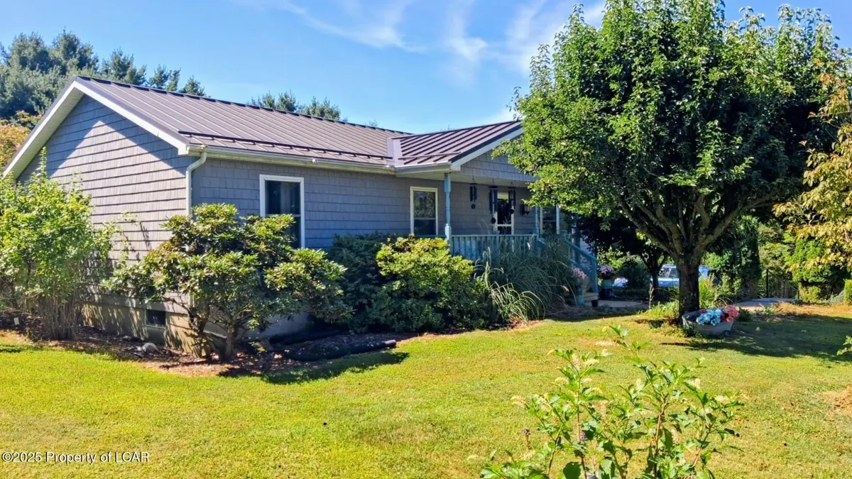 575 Paperdale Road, Stillwater in Stillwater