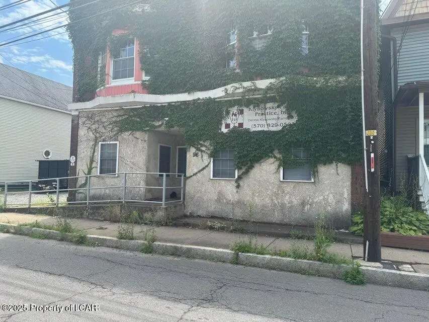 92-96 Wood Street, Wilkes-Barre in Wilkes-Barre