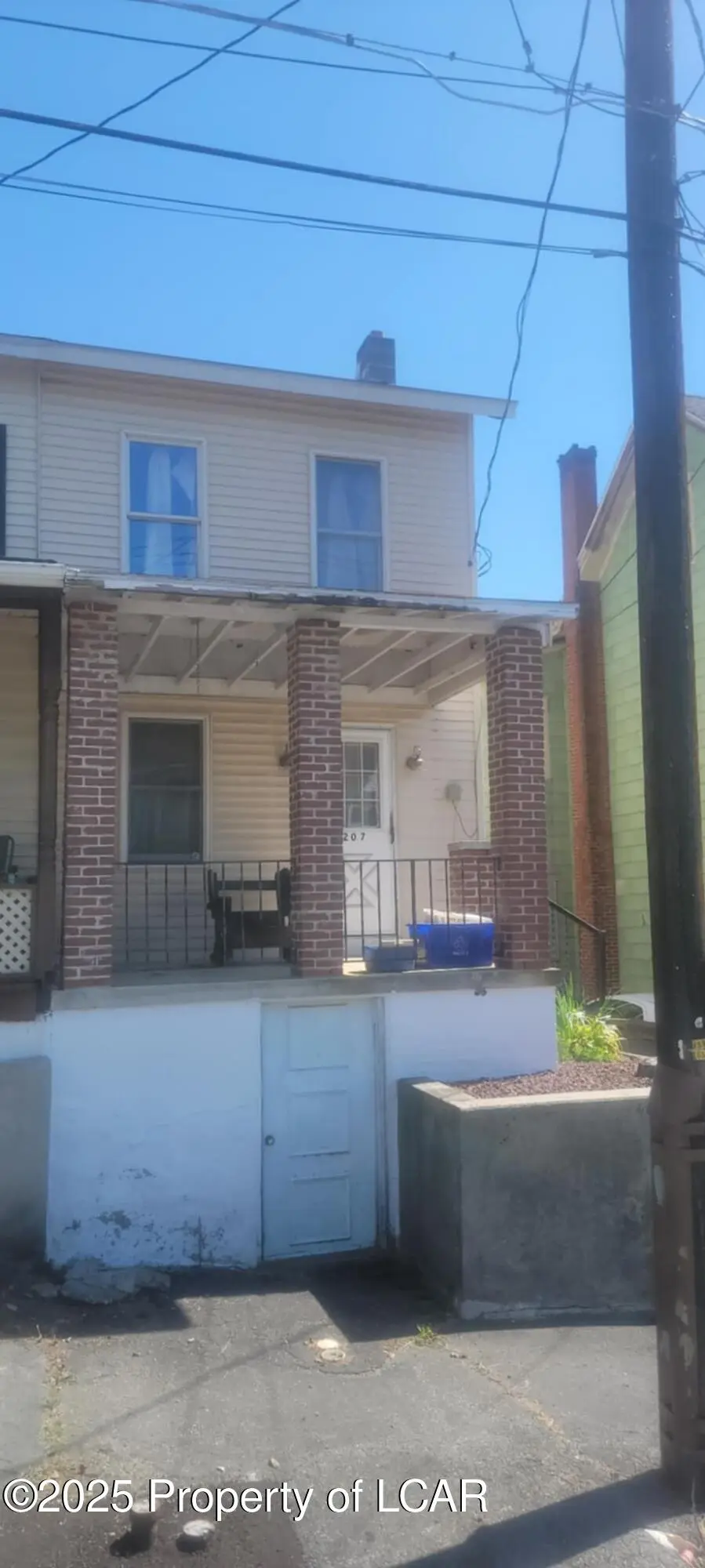 207 N 2nd Street, Auburn in Auburn