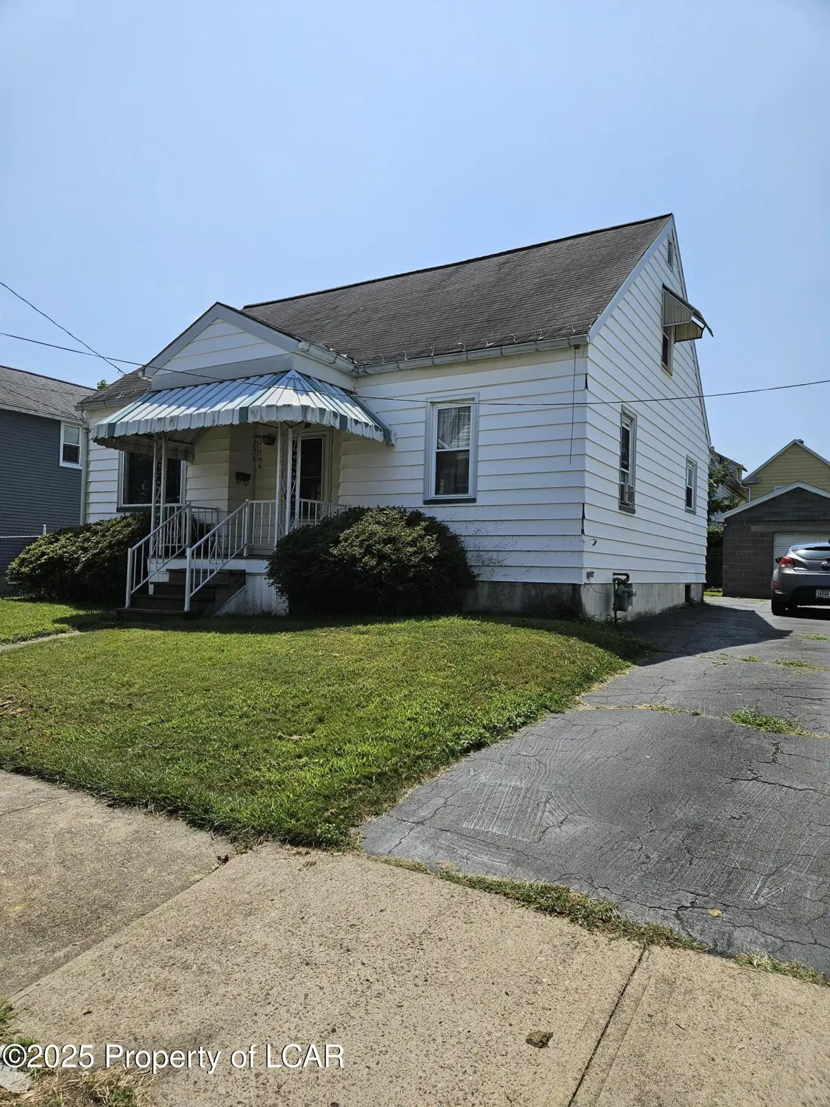 27 Harry Street, Wilkes-Barre in Wilkes-Barre