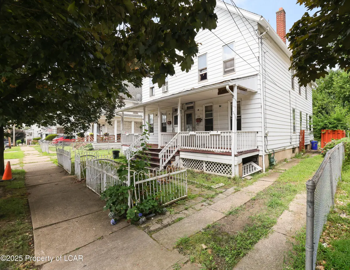 392-394 N Washington Street, Wilkes-Barre in Wilkes-Barre