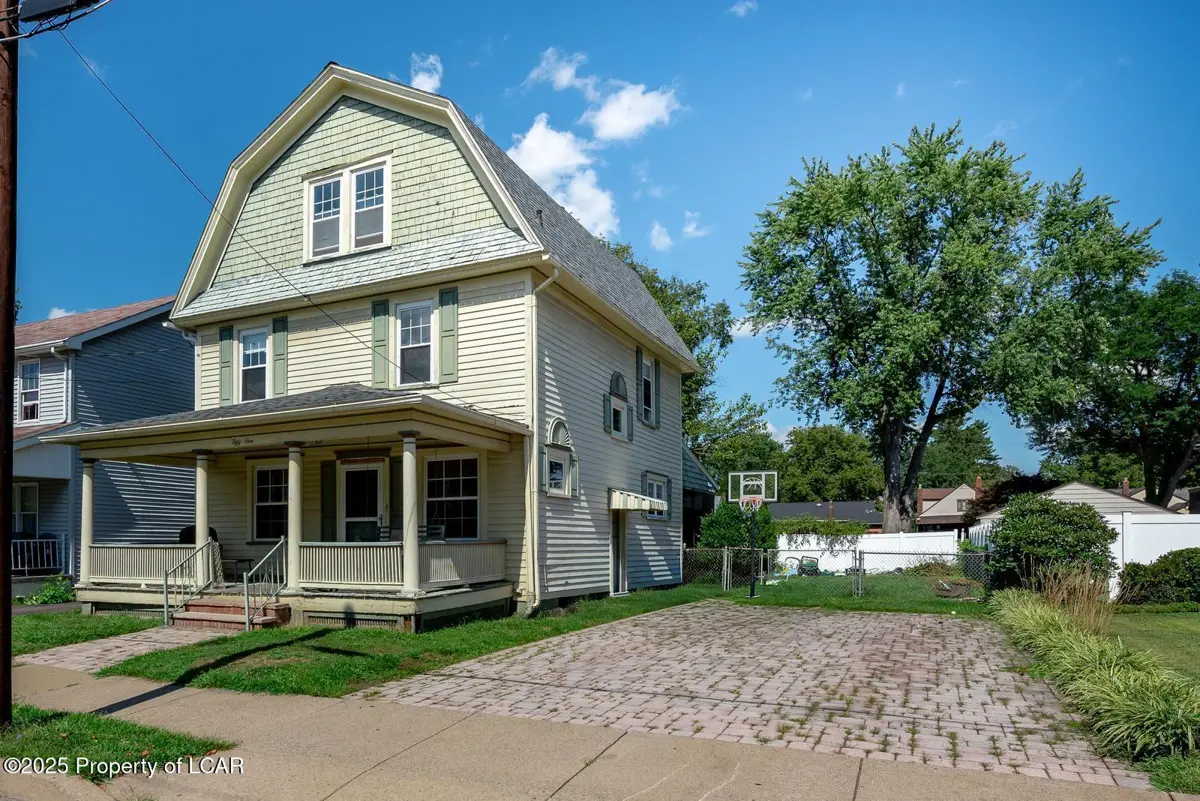 51 W Pettebone Street, Forty Fort in Forty Fort