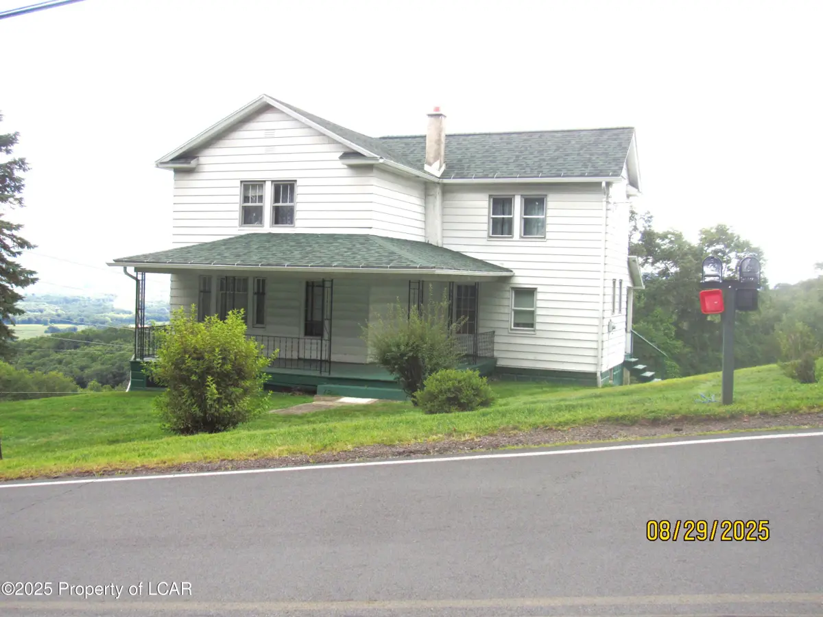 341 W Mountain Road, Plymouth in Plymouth