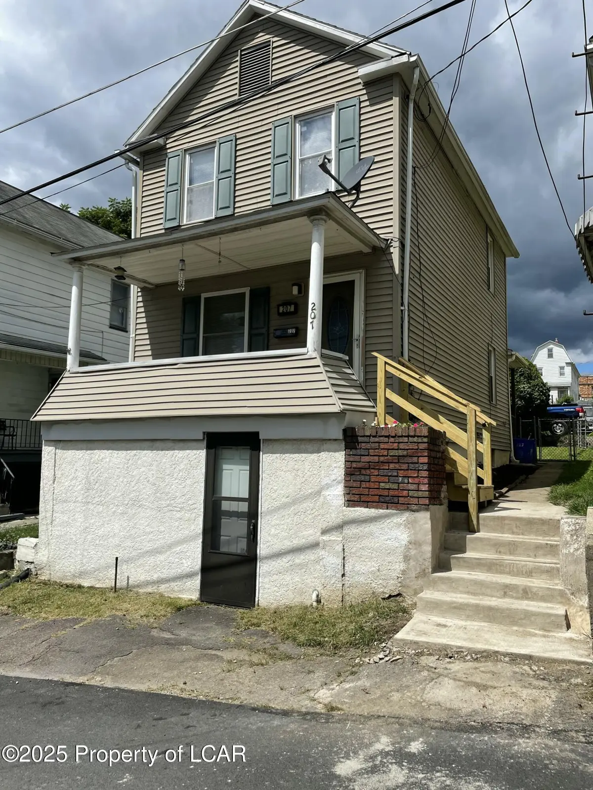 207 Laurel Street, Hanover Township in Hanover Township