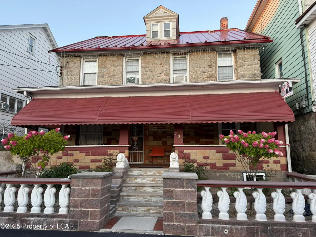 727 N Vine Street, Hazleton in Hazleton