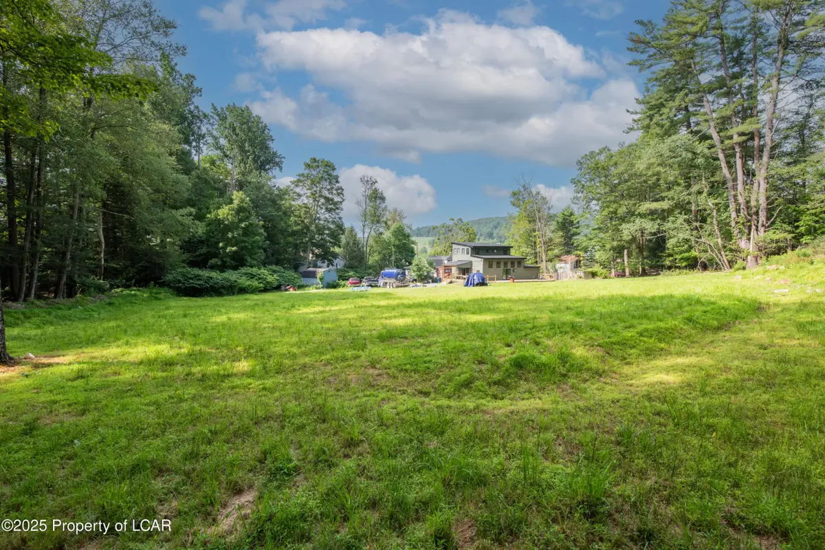 23 Upper Cease Lane, Harveys Lake in Harveys Lake