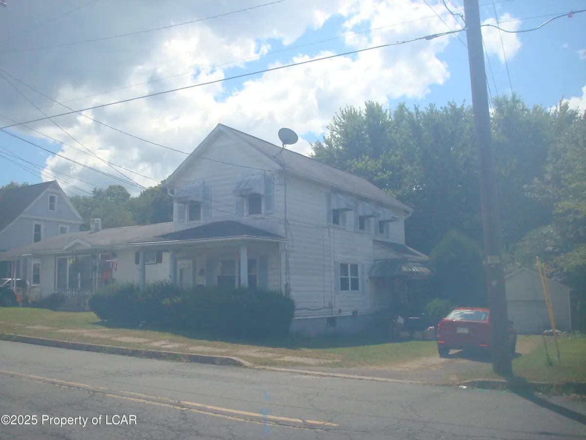 79 W Liberty Street, Hanover Township in Hanover Township