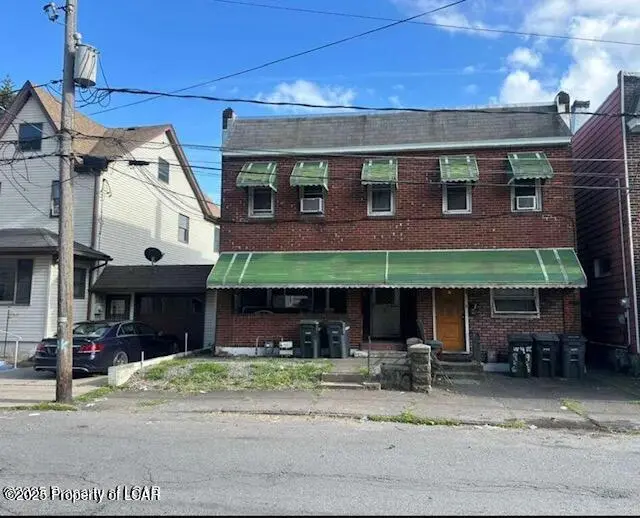 966 W 4th Street, Hazleton in Hazleton