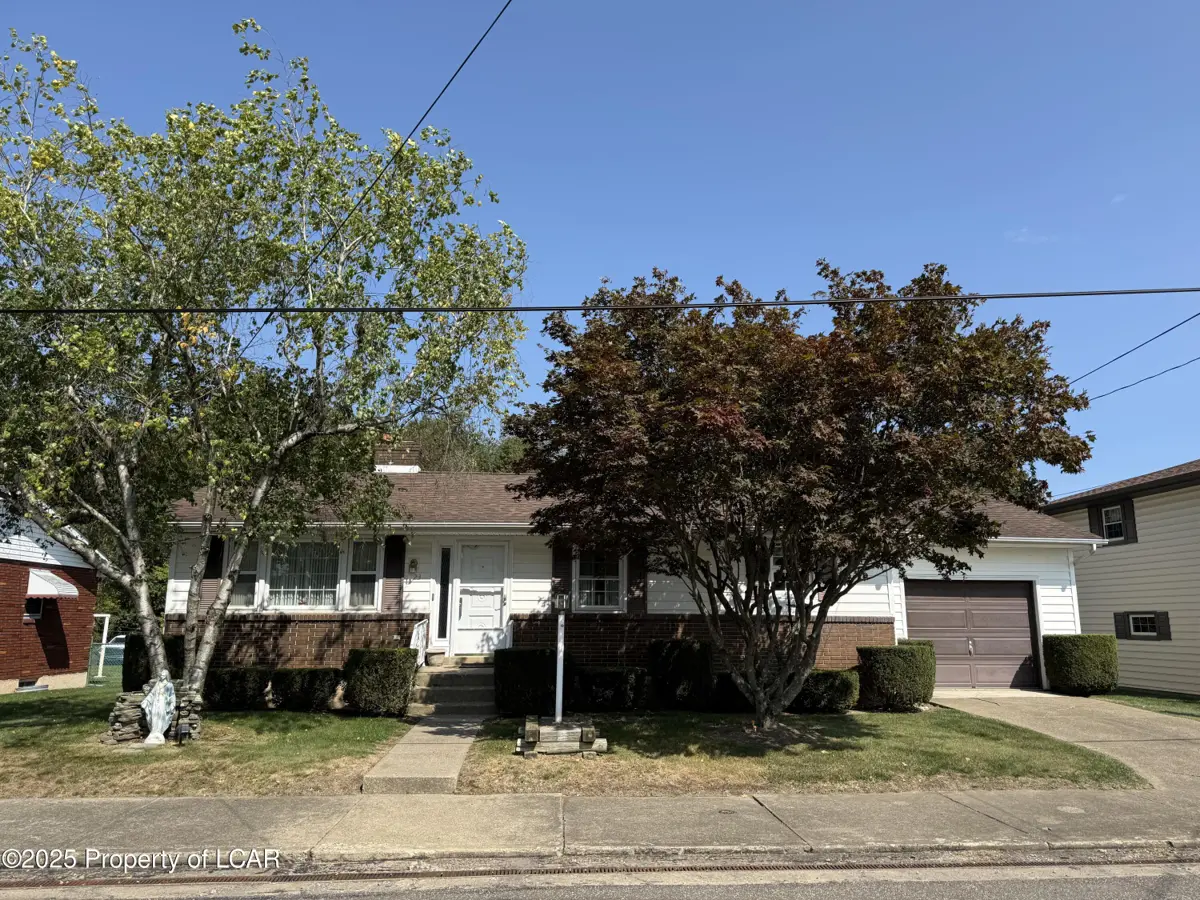 23 W Market Street, Tresckow in Tresckow