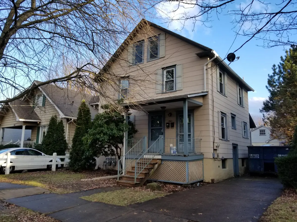 261 Wright Avenue 1st floor, Kingston in Kingston