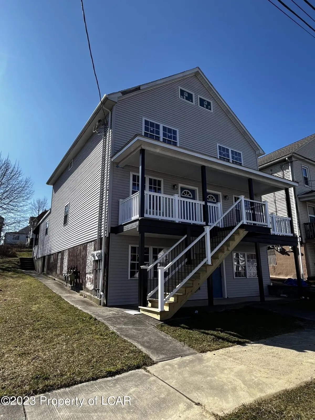 411 E Washington Street, Nanticoke in Nanticoke