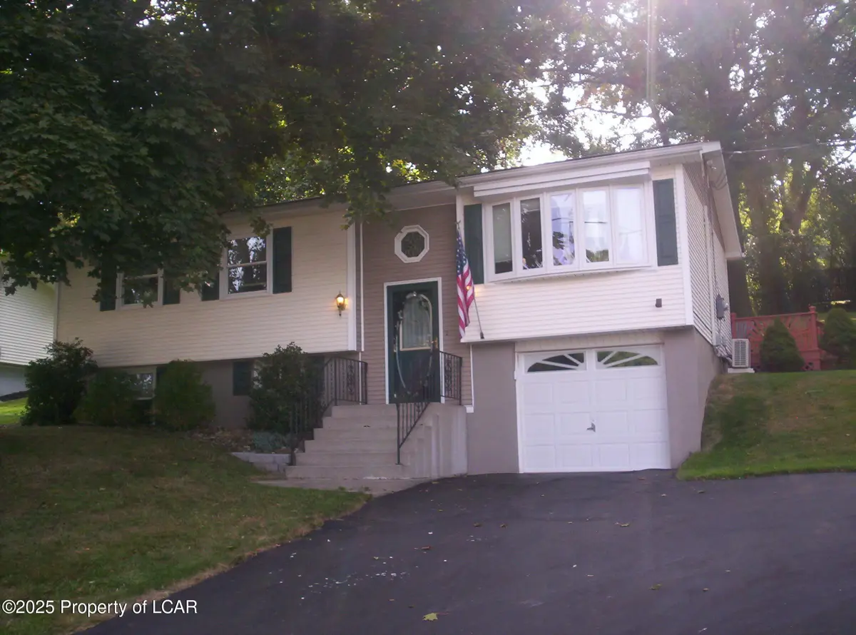 221 Terrace Ave, Trucksville in Trucksville