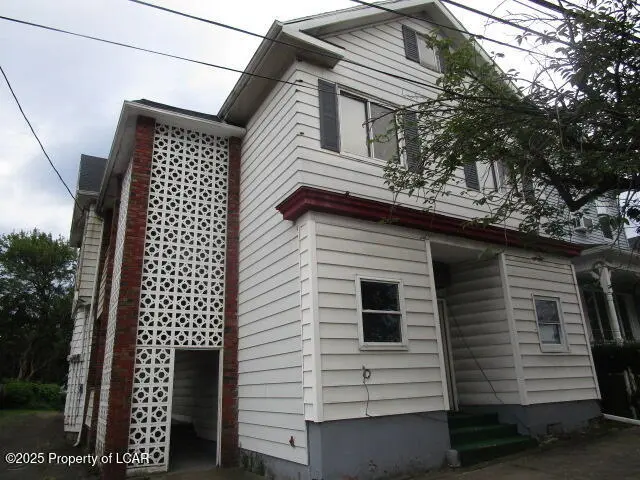 416 Park Avenue, Wilkes-Barre in Wilkes-Barre