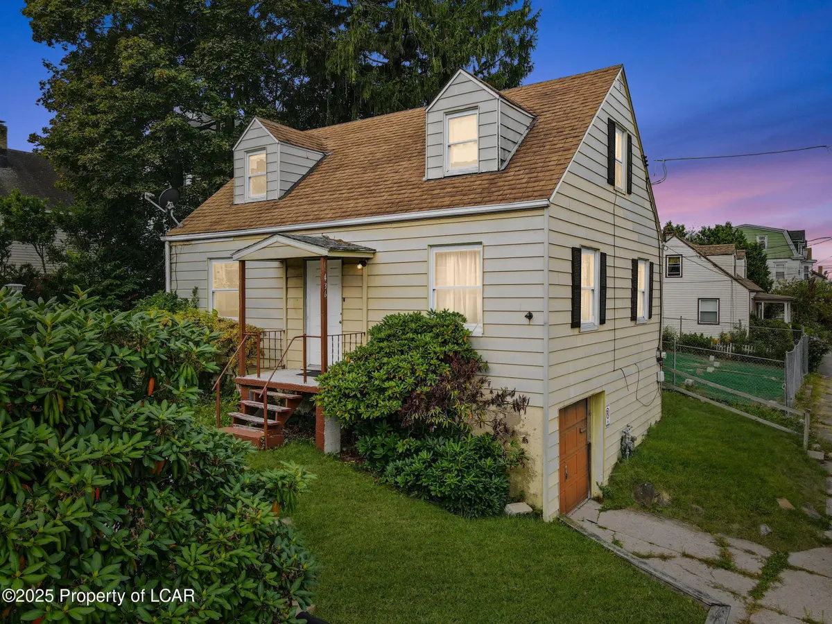 436 E Chestnut Street, Hazleton in Hazleton