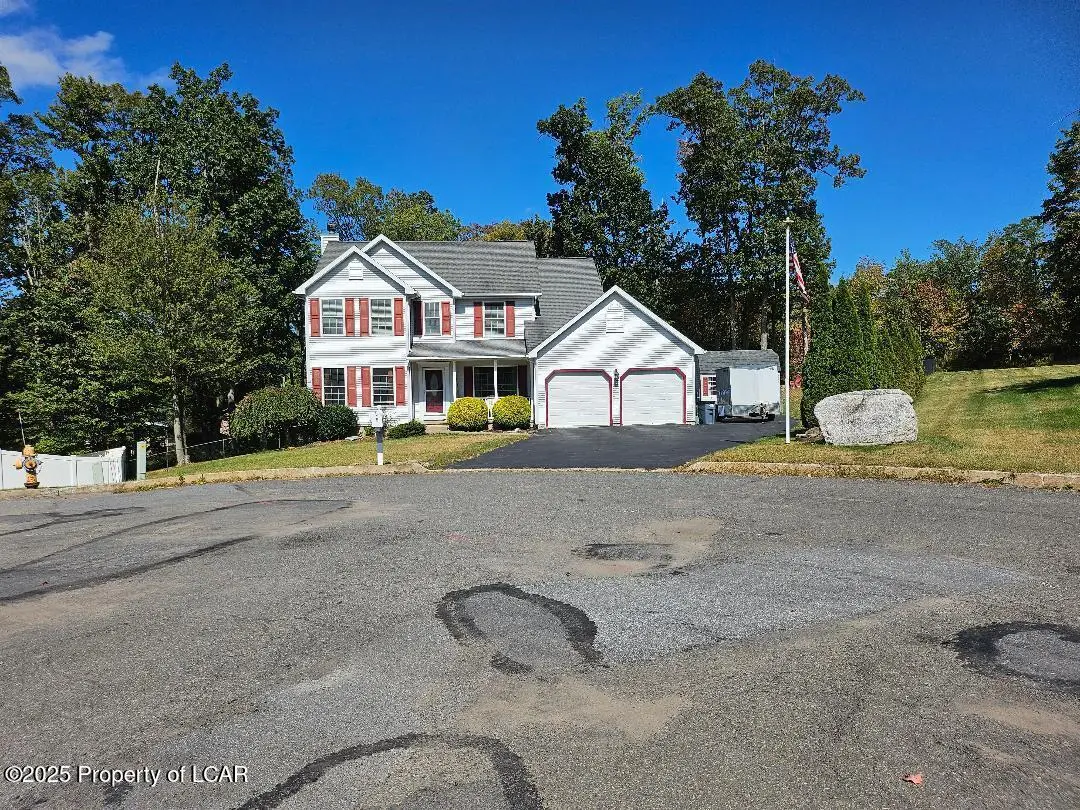8 Merganser Court, Mountain Top in Mountain Top