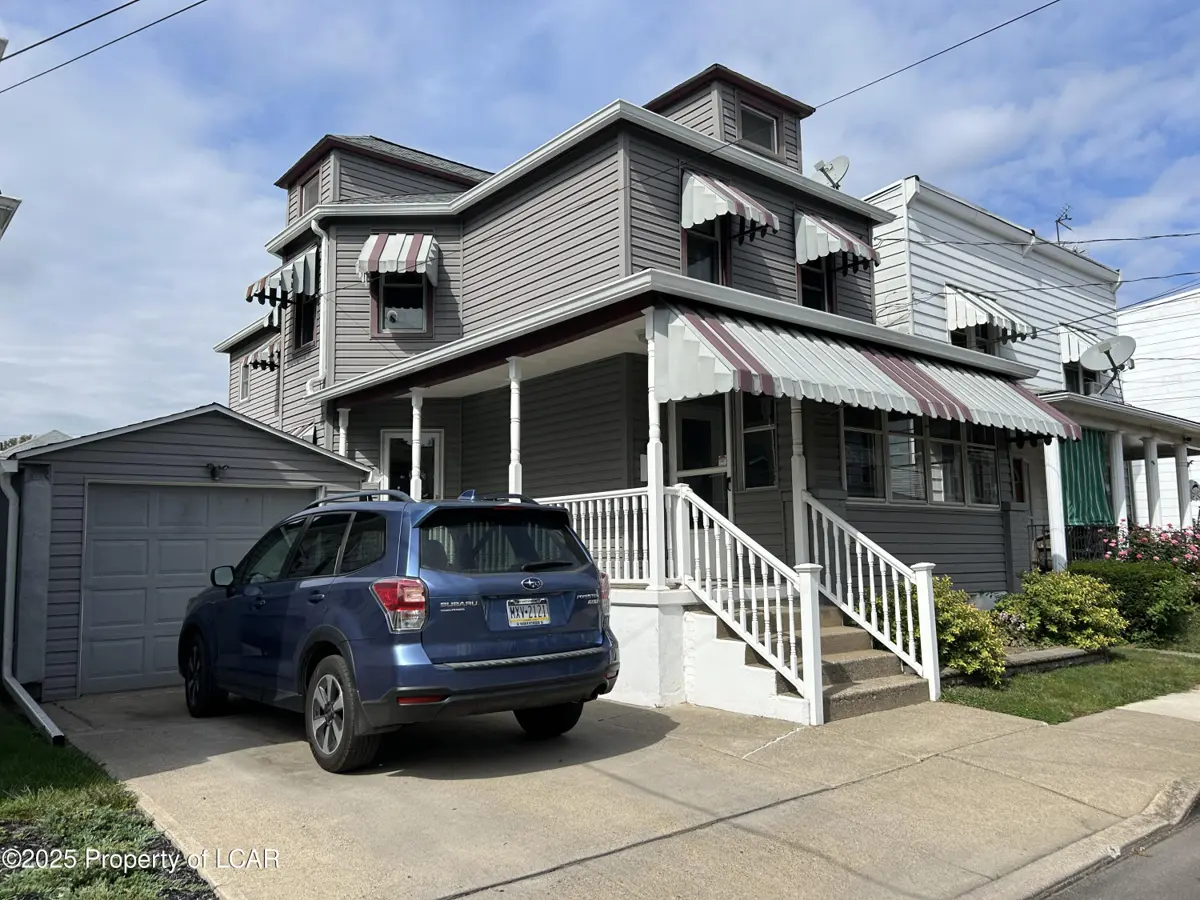 82 Luzerne Street, Hanover Township in Hanover Township