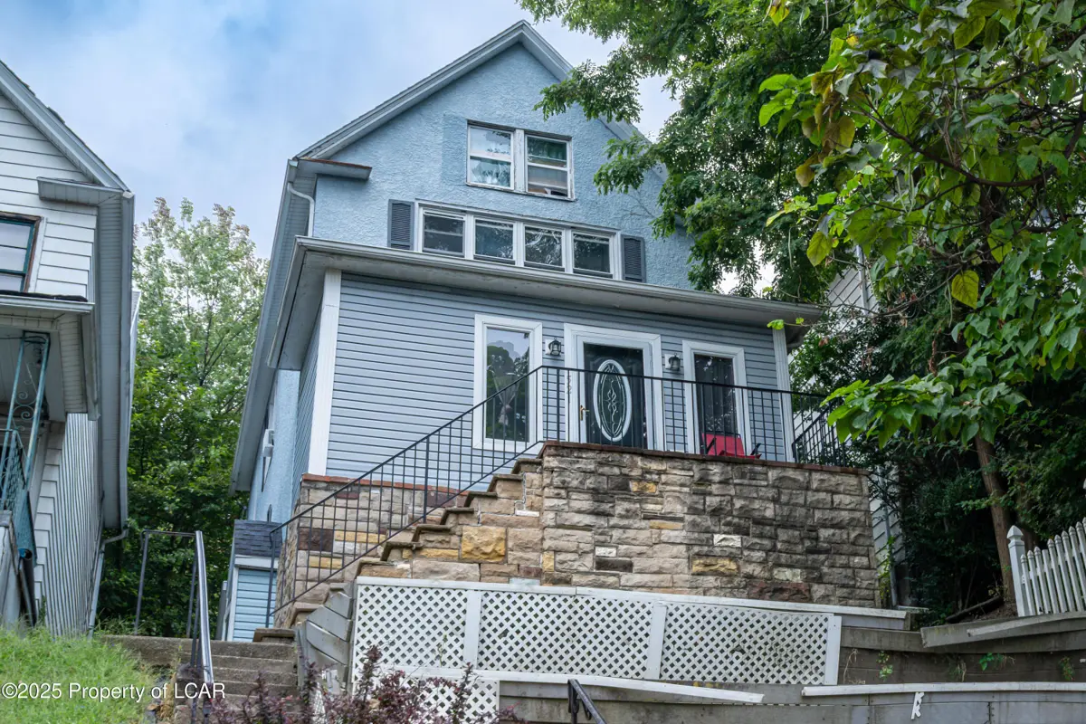 521 N Irving Avenue, Scranton in Scranton
