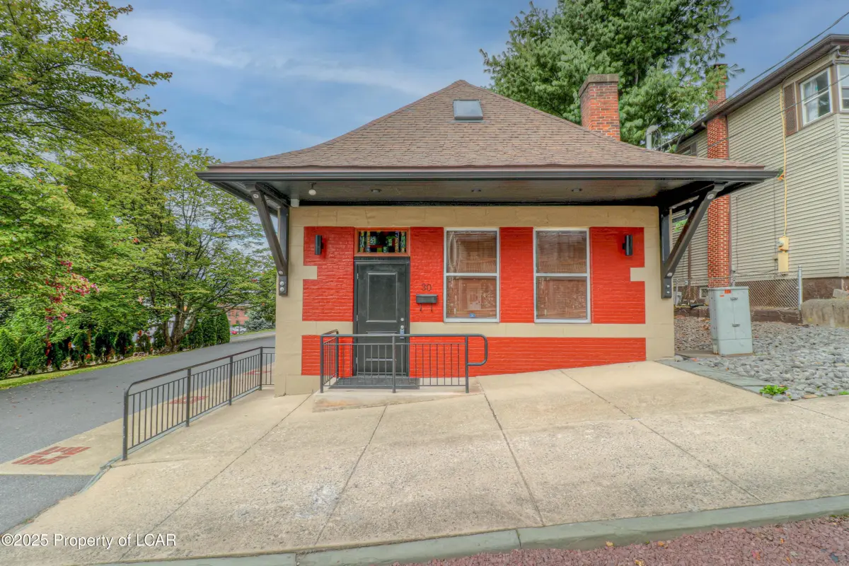 30 Market Street, Pittston in Pittston