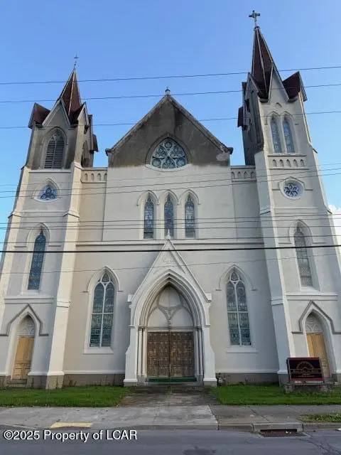 236 W Main Street, Plymouth in Plymouth
