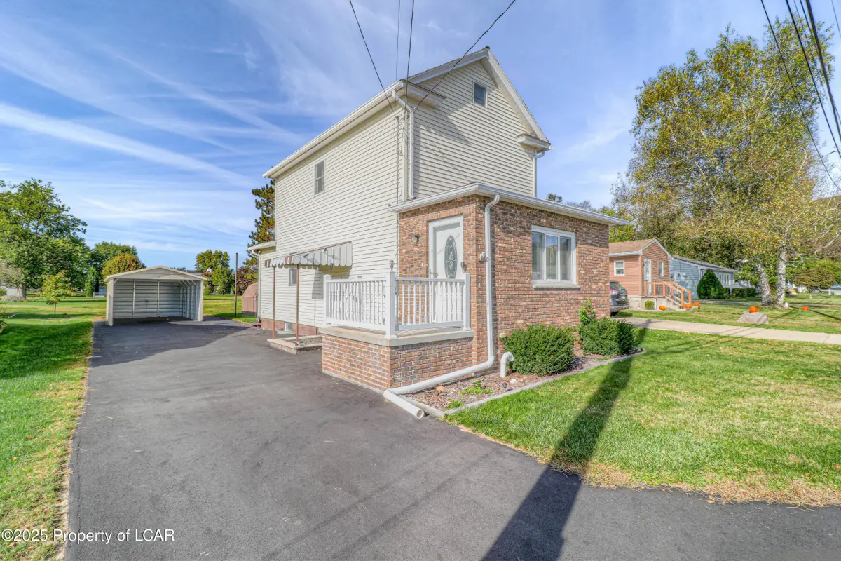 329 Anthracite Street, Exeter in Exeter
