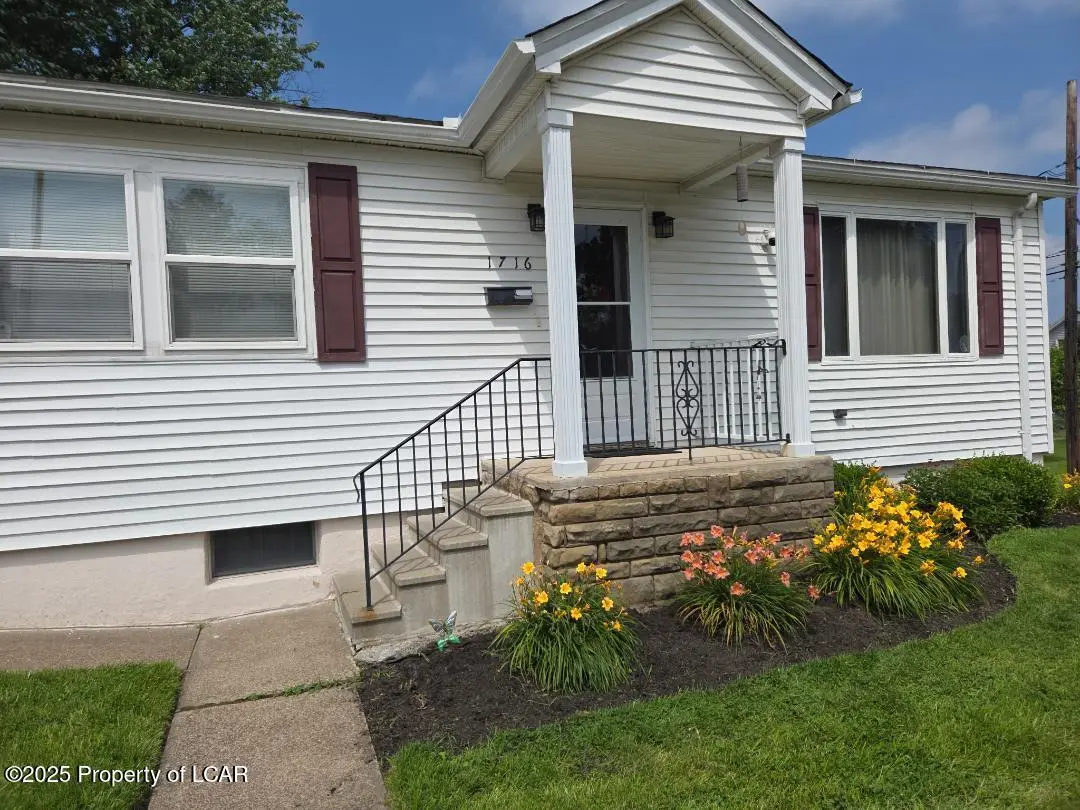 1716 Lafayette Street, Scranton in Scranton