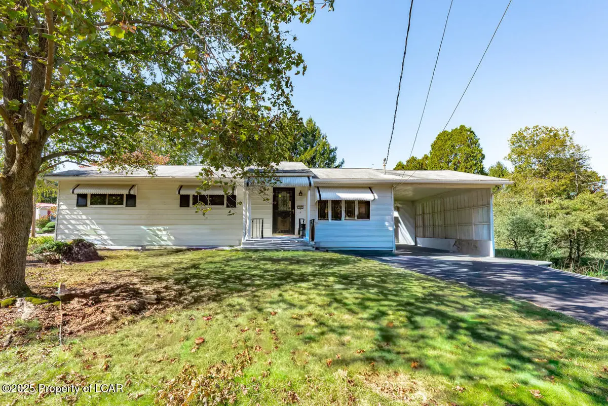 701 W State Street, Larksville in Larksville