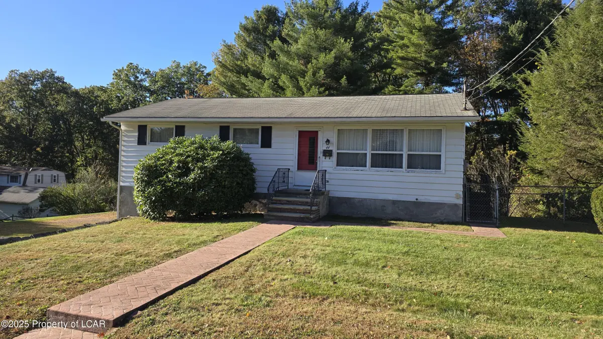 44 Longdale Avenue, Shavertown in Shavertown