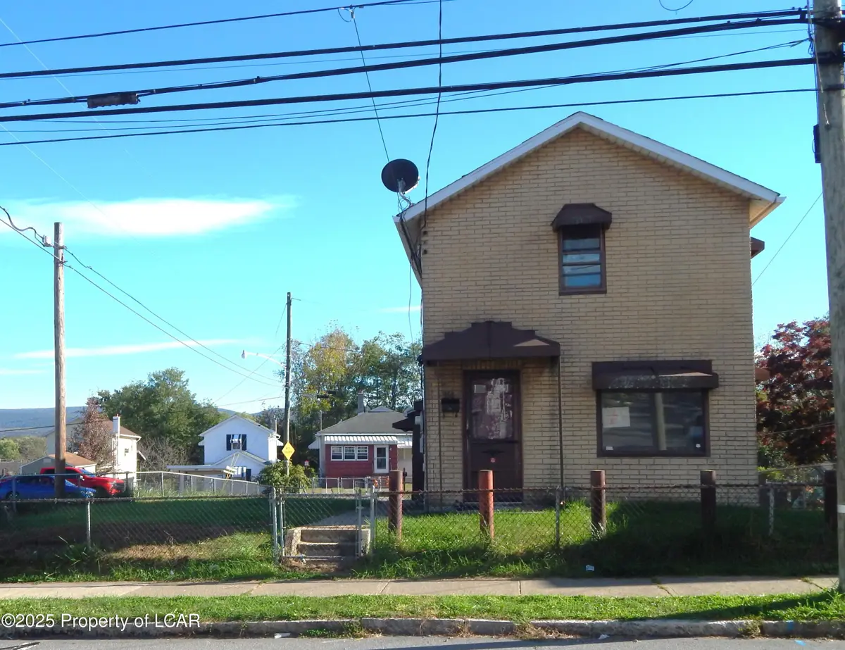 358 W Shawnee Avenue, Plymouth in Plymouth