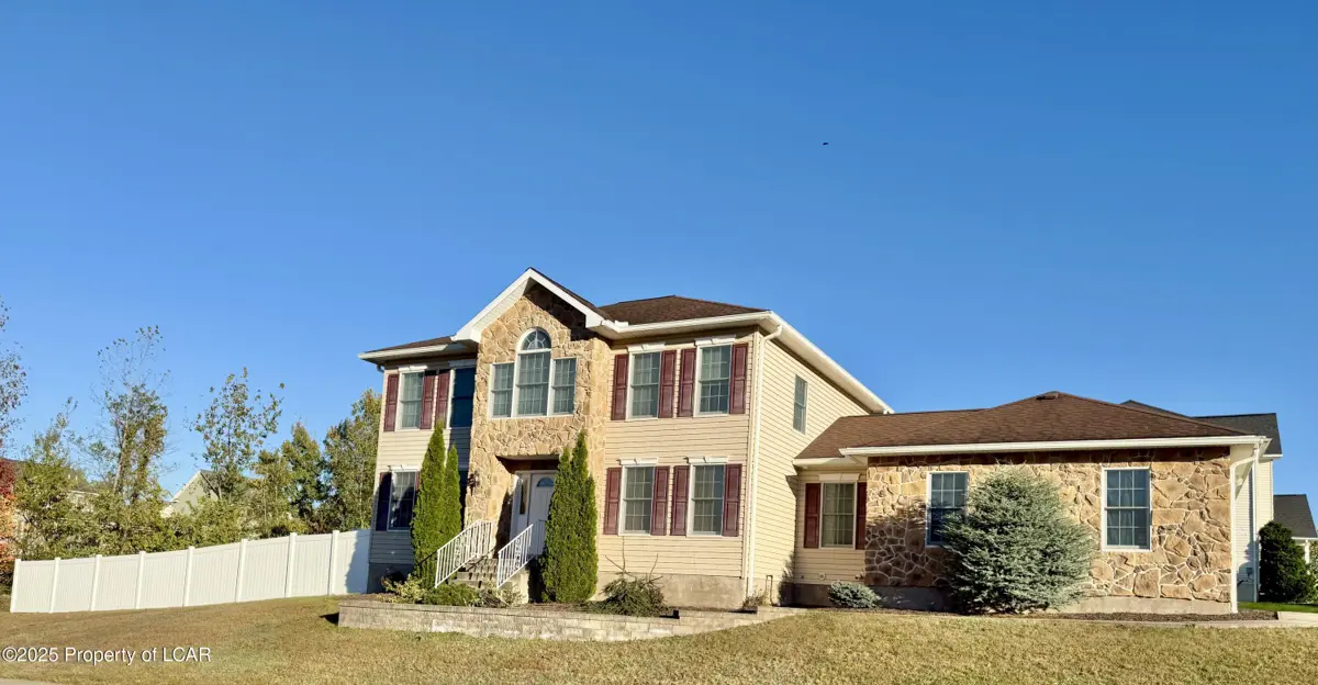 205 Strawberry Lane, Duryea in Duryea