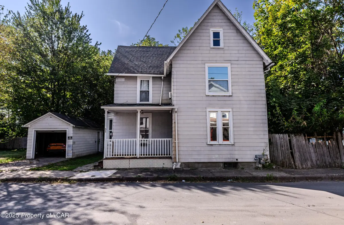 31 Monroe Street, Wilkes-Barre in Wilkes-Barre