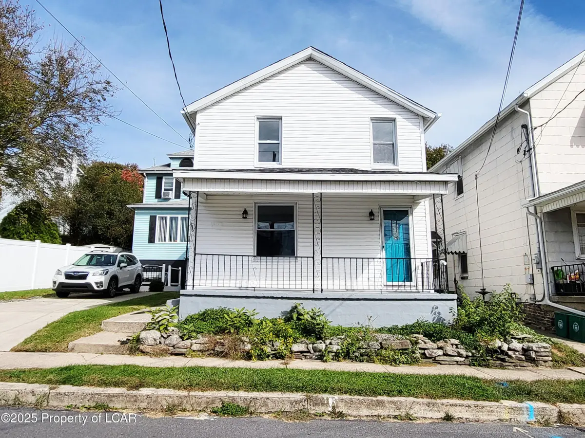156 Pine Street 18640, Pittston in Pittston