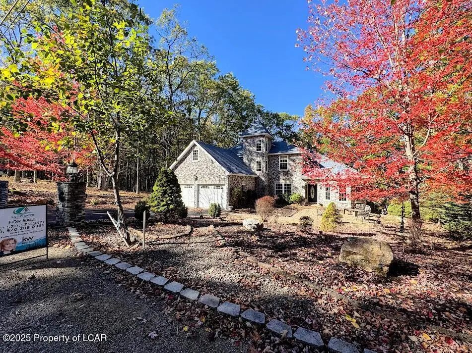 113 Silver Cloud Lane, Hazleton in Hazleton