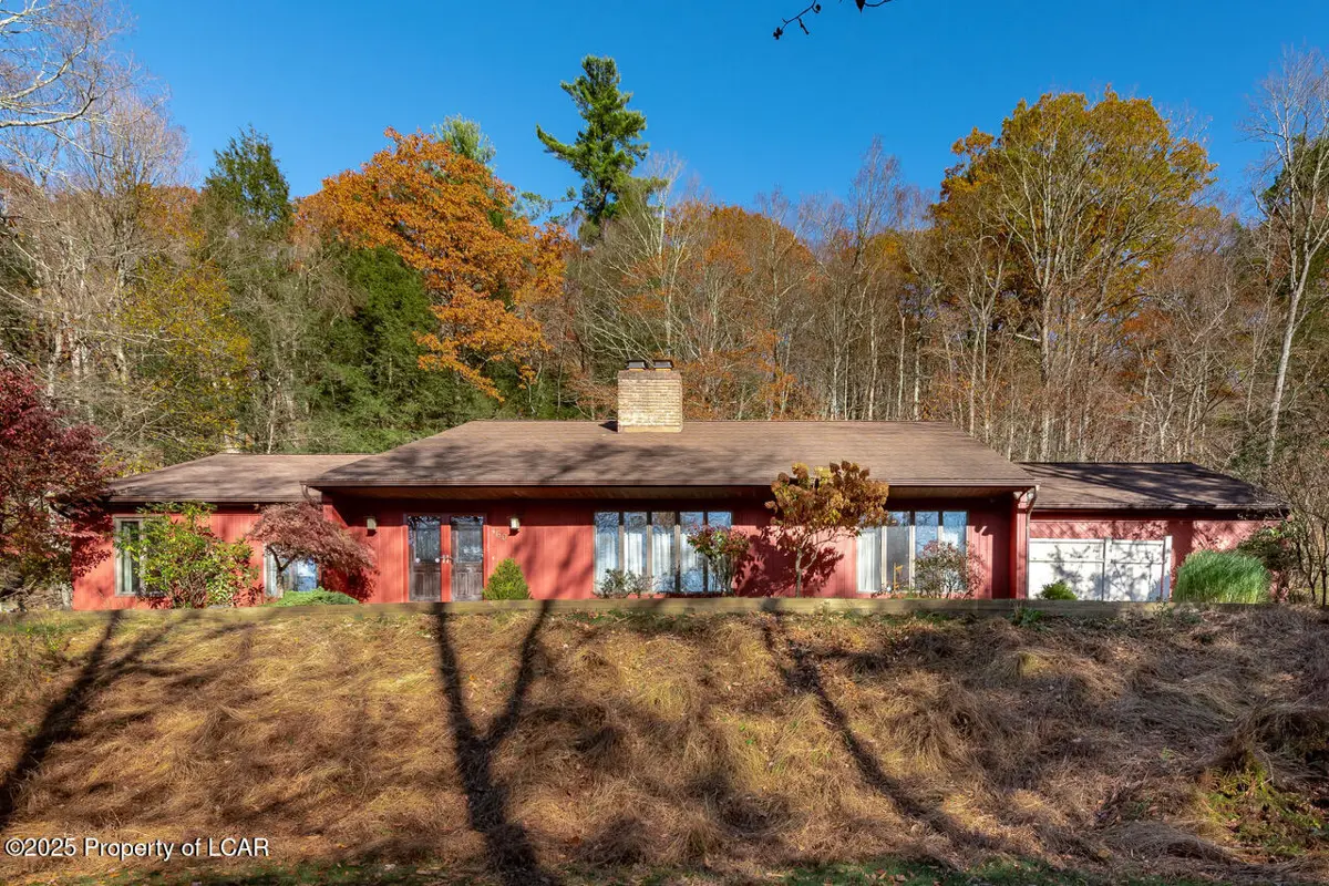 460 Lewis Drive, Bear Creek Village in Bear Creek Village