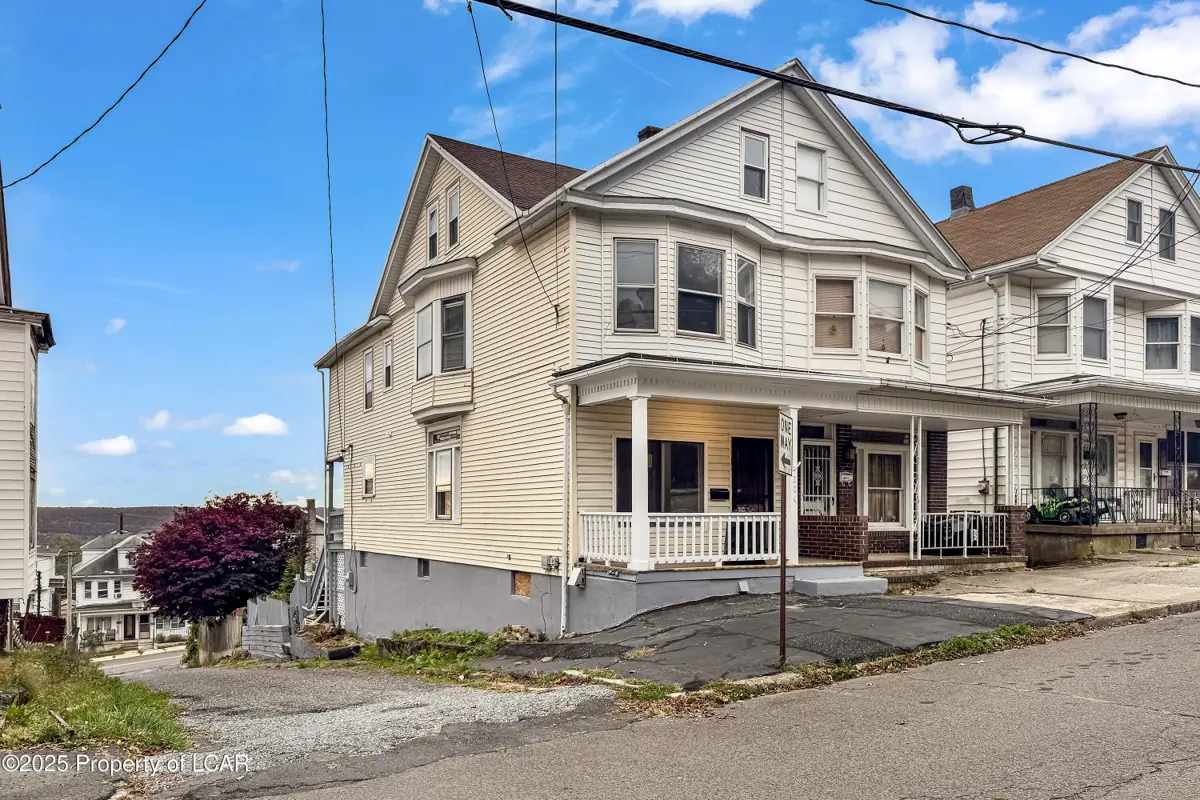 224 Ohio Avenue, Shenandoah in Shenandoah
